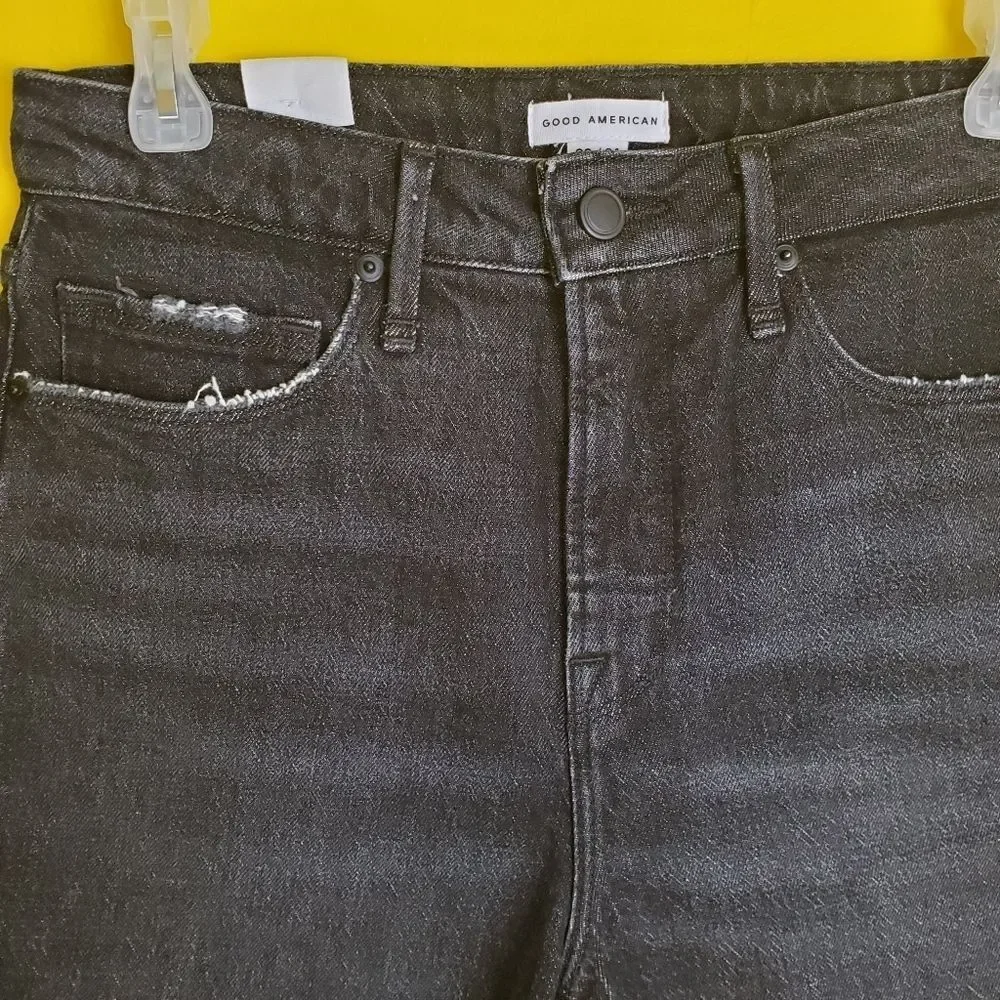 NWT Good American Bermuda Shorts Size 00/24